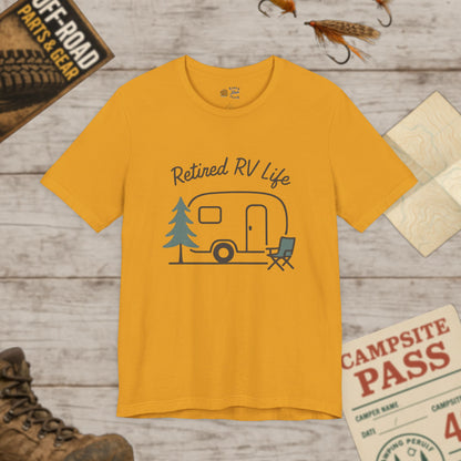Retired T-Shirt Vintage Camper Graphic Tee for Retirees & RV Lovers
