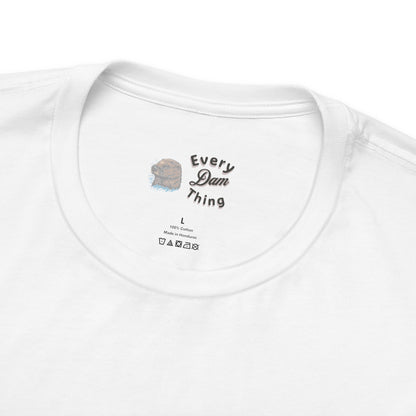 Retired T-Shirt Vintage Camper Graphic Tee for Retirees & RV Lovers